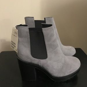 Gray and black casual heels
